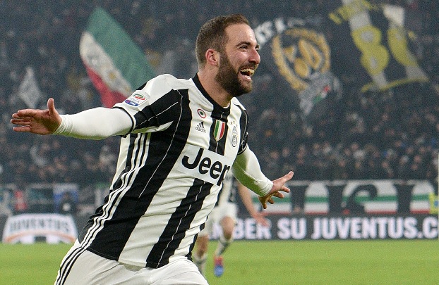 Higuain-esulta-gol