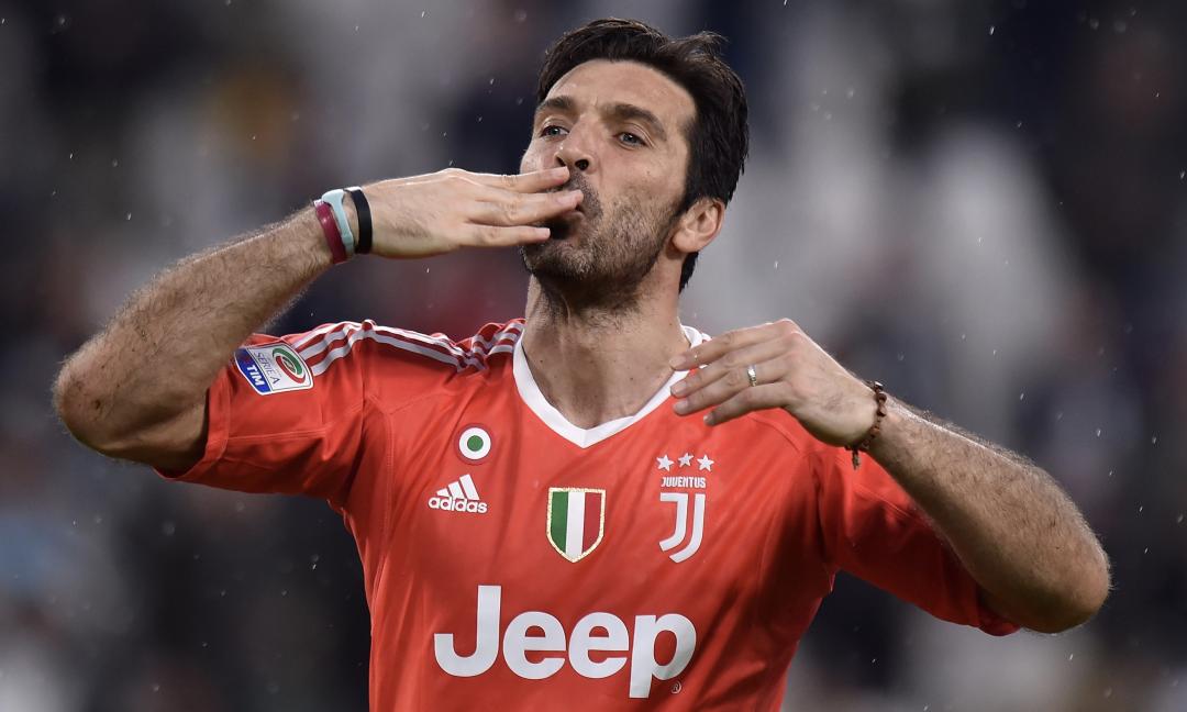 Buffon.Juve.2017.18.bacio.1080x648